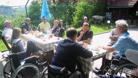 image-831