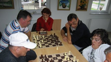 image-699